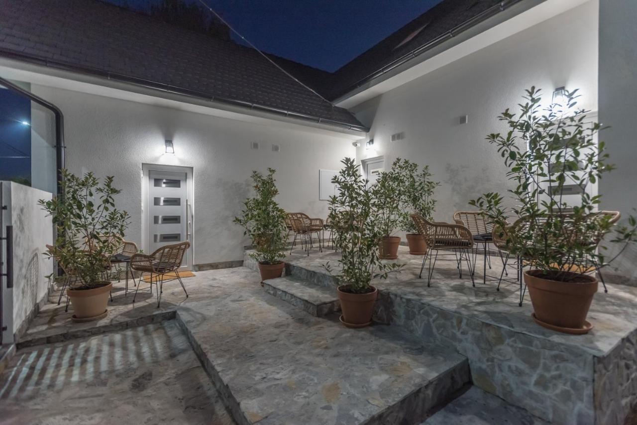 Vila Pobeda Banja Koviljača Kültér fotó